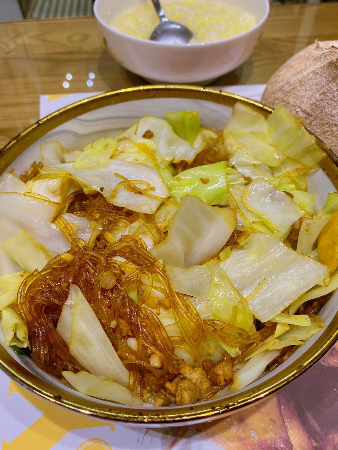 超下饭包菜炒粉丝