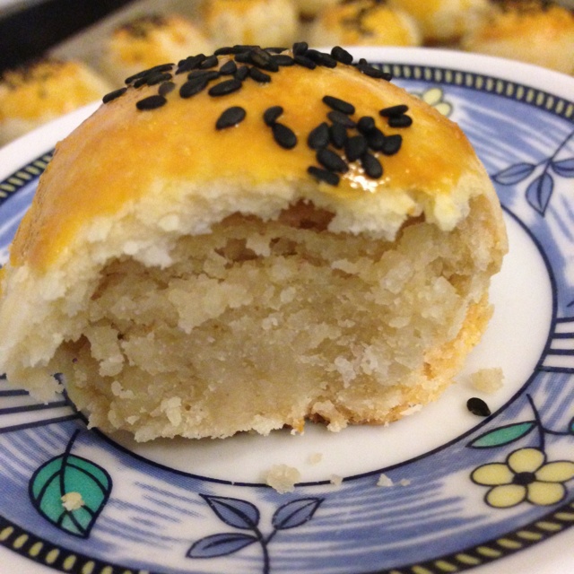 苏_拉做的莲蓉酥