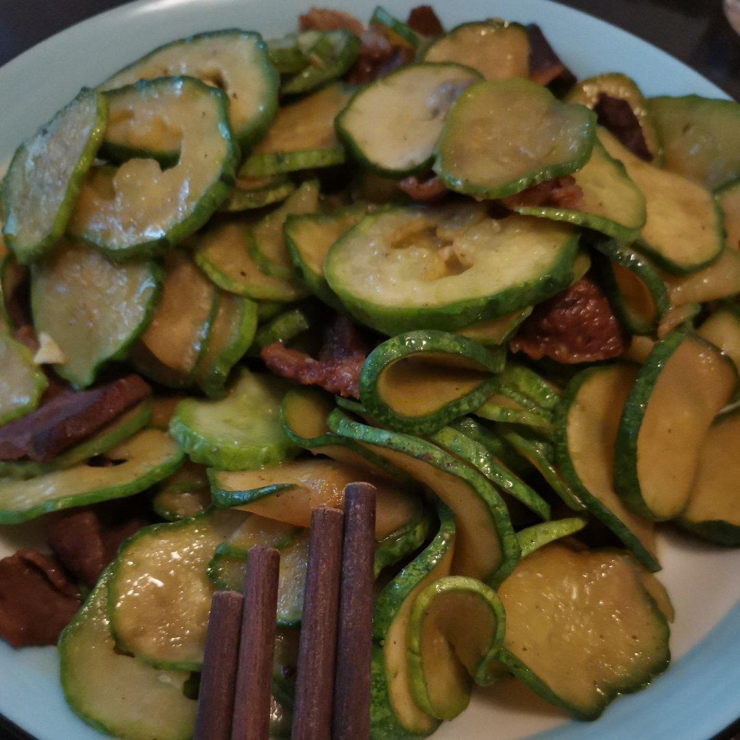 脆黄瓜炒肉