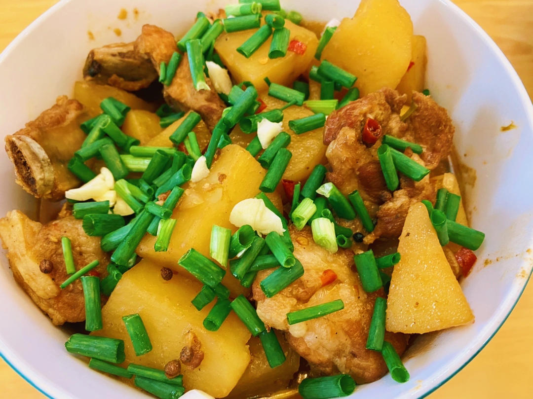 硬菜代表--排骨炖豆角土豆（豆角焖面胚子）