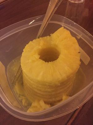 切菠萝的做法 步骤5