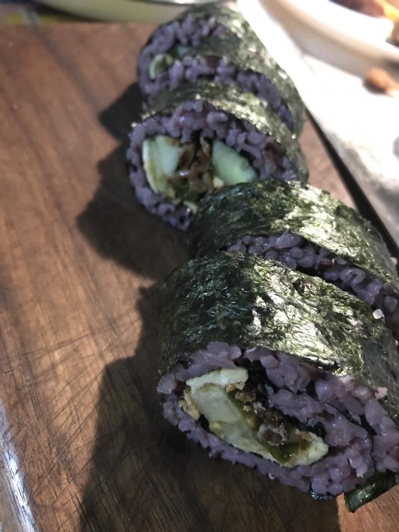 高颜值的紫菜包饭