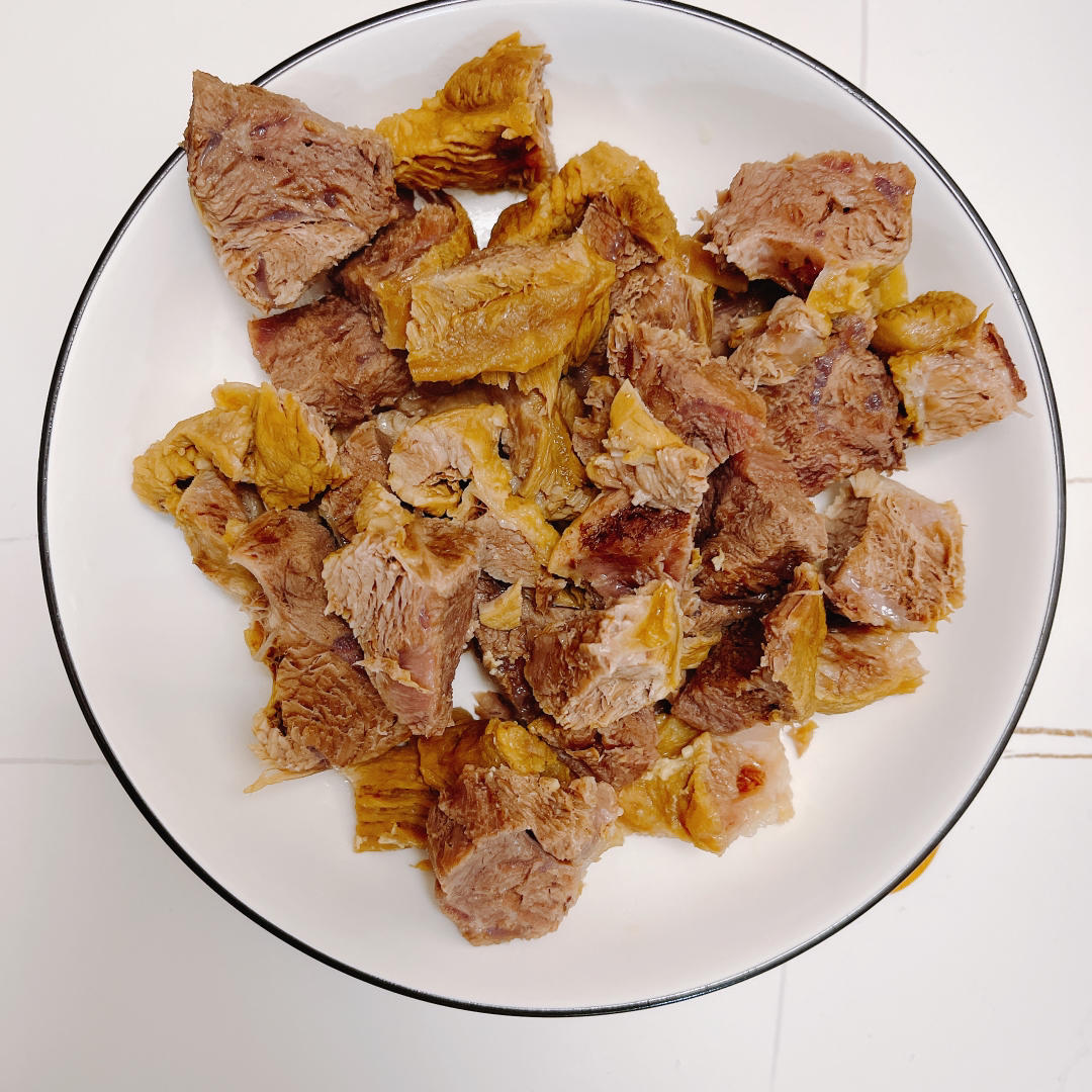 卤牛肉