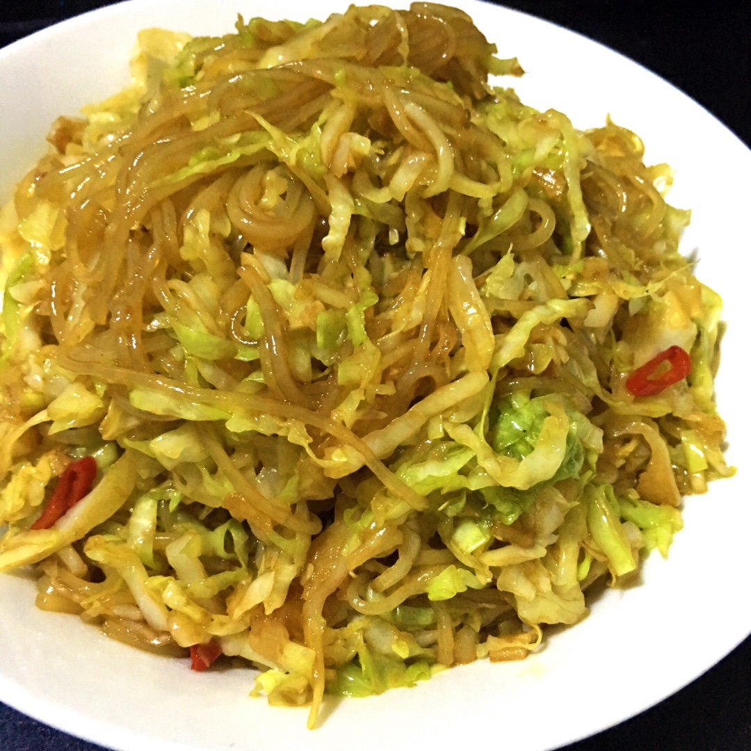 包菜粉丝炒鸡蛋