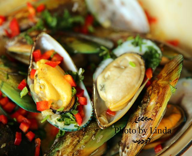 新西兰青口贝mussel（最原始最鲜美的做法）超级简单/人人都可以成为别人羡慕的大厨，超详细步骤图，铸铁锅