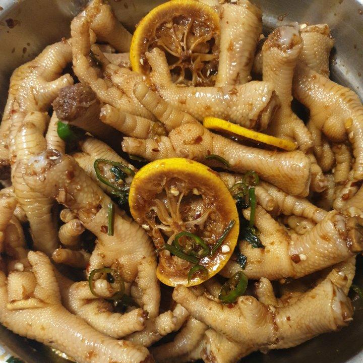 「可存放5~7天的酸辣无骨鸡爪」