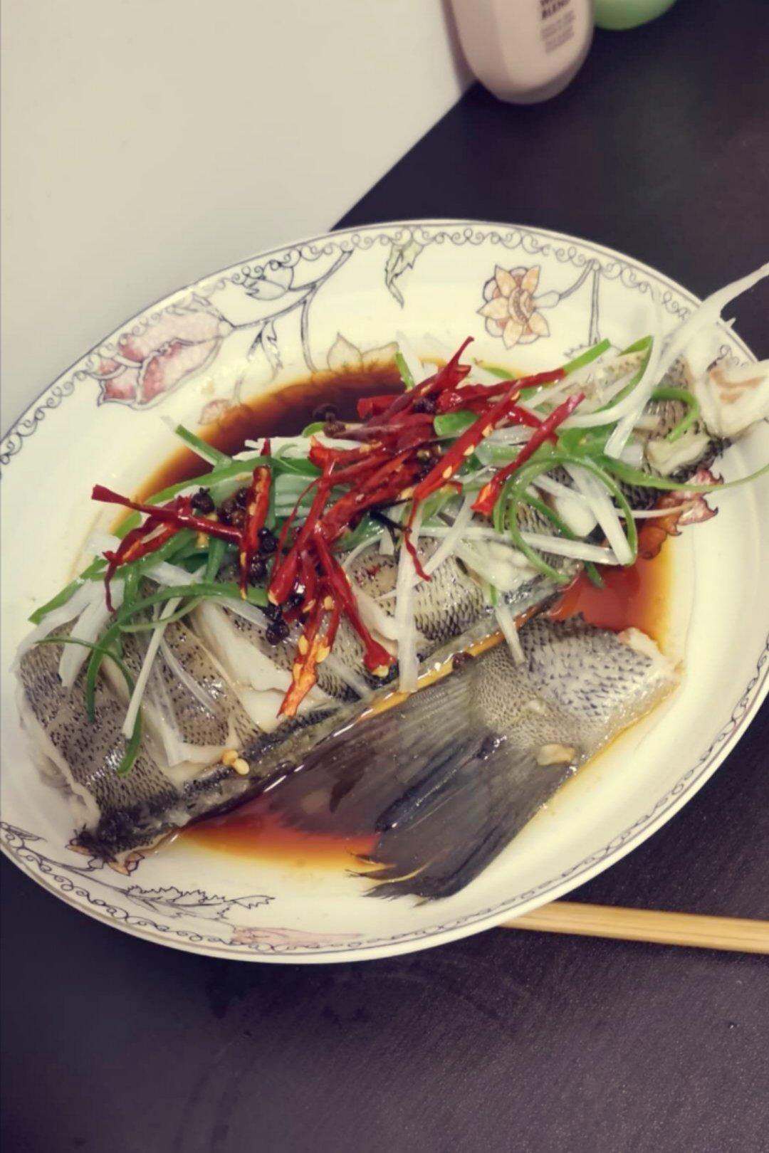 清蒸鲈鱼