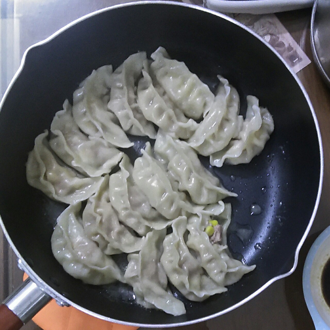 超级简单做煎饺