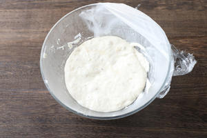 香葱肉松墨西哥包（液种+65度汤种）的做法 步骤3
