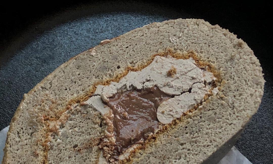 黑芝麻浮云卷-最好吃的蛋糕卷没有之一！(附原味配方)