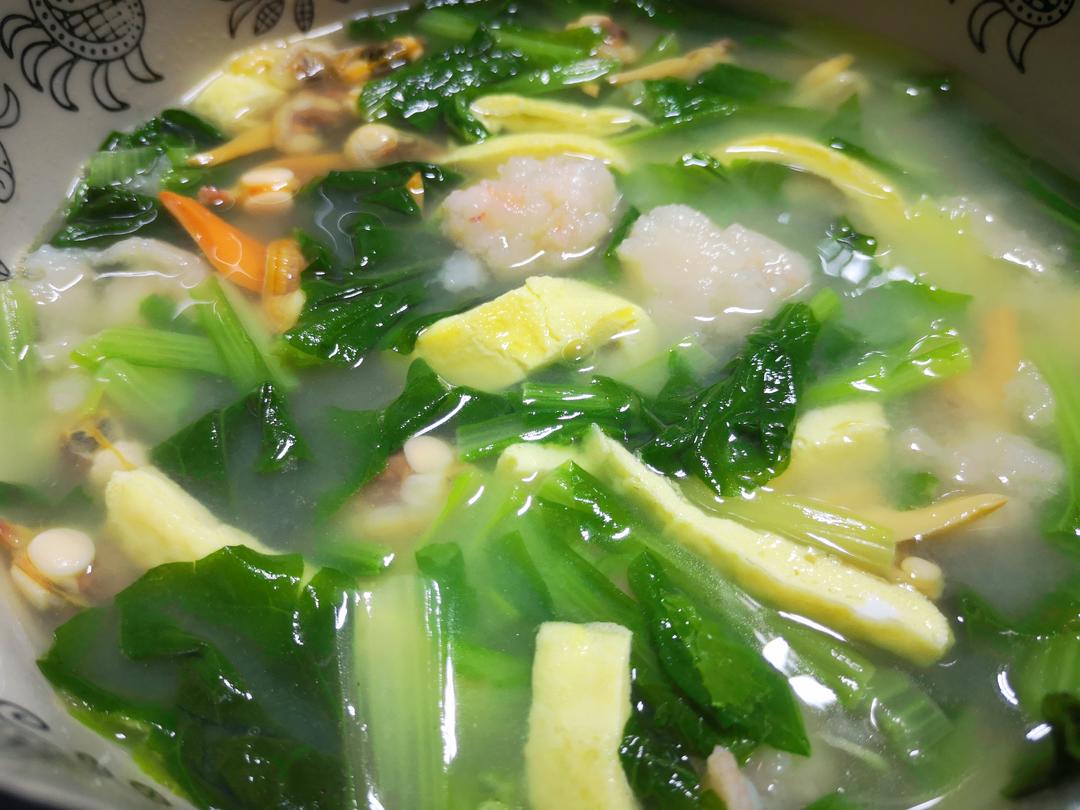 渔 民 小 白 菜