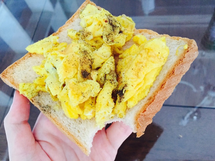 美式炒蛋 scrambled eggs