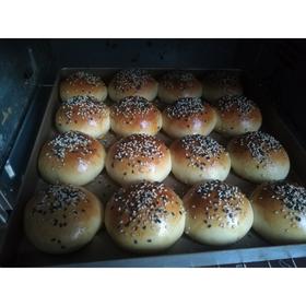 大人小孩都爱不释口的【蜂蜜牛奶小餐包】