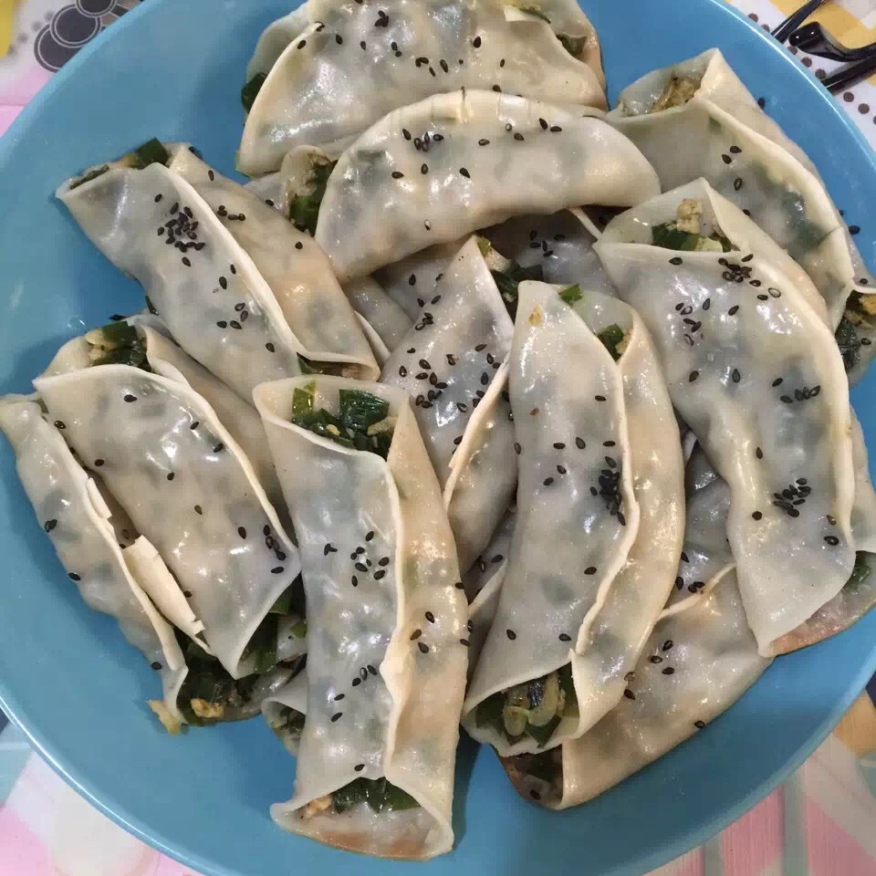 三鲜锅贴