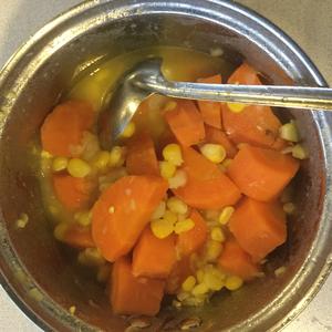 胡萝卜玉米土豆泥的做法 步骤8