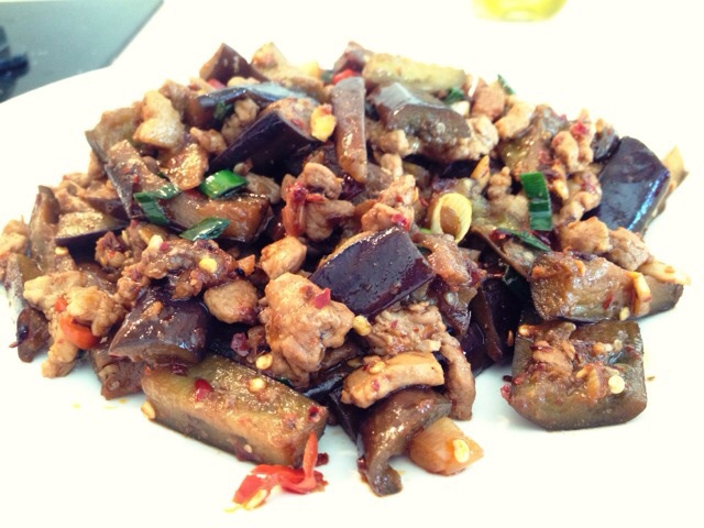 酱香肉末烧茄子