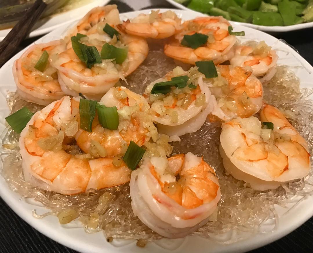 蒜蓉粉丝蒸大虾