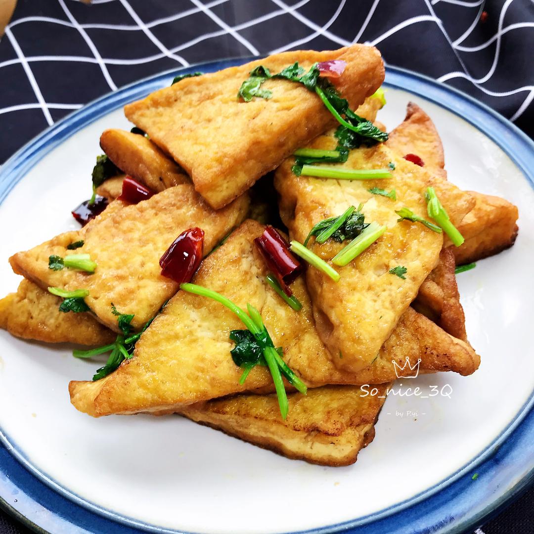 外酥里嫩的 风味煎豆腐的做法