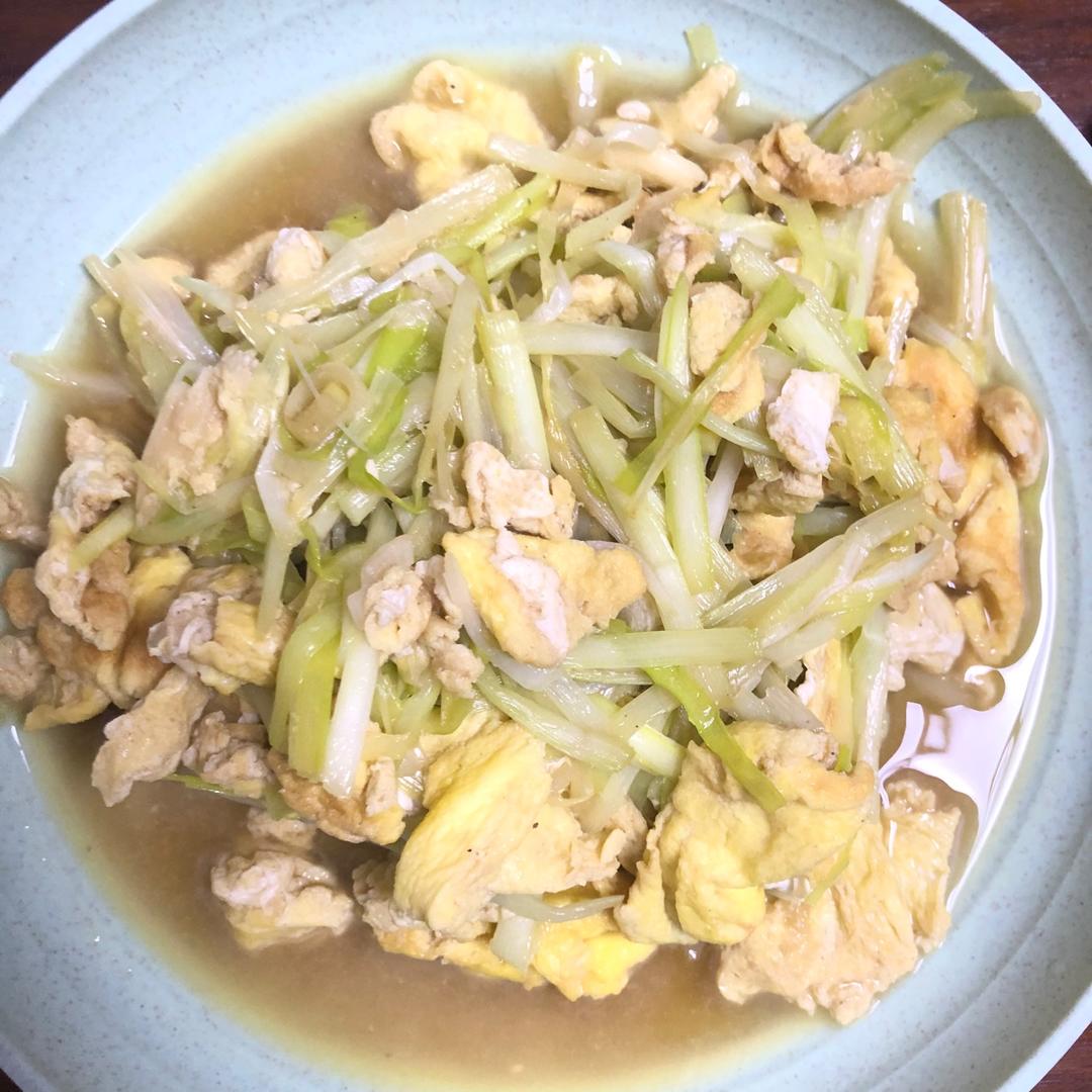 韭黄炒鸡蛋