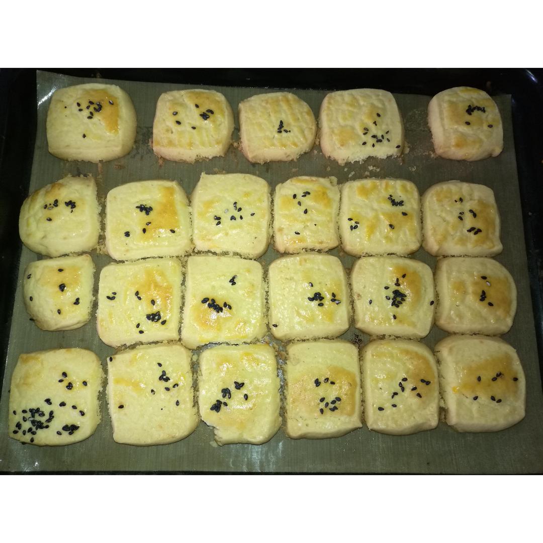 咸蛋黄酥饼