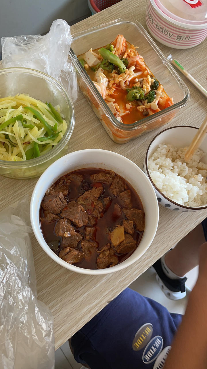 豆腐鲜虾菇菌汤