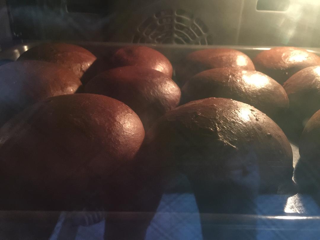 黑眼豆豆面包