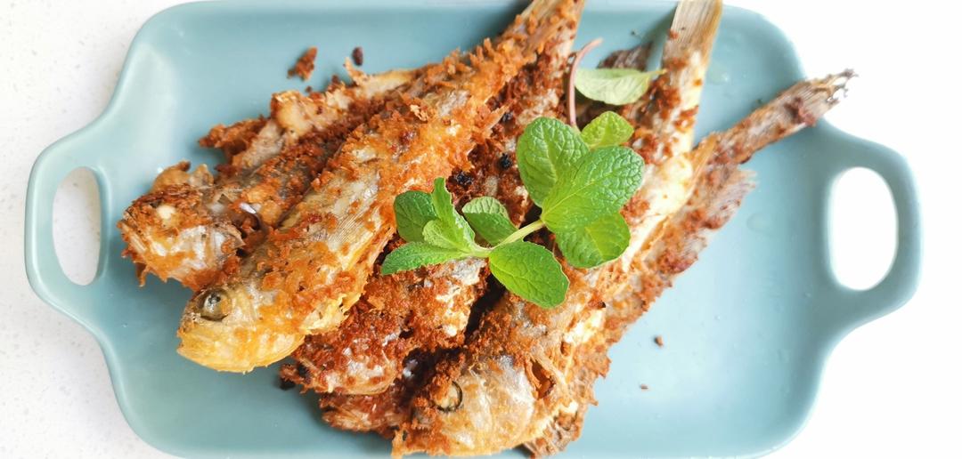 酥炸小黄花鱼