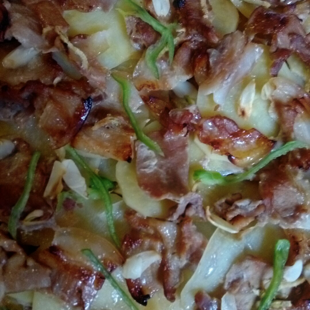 蜜汁五花肉烤土豆