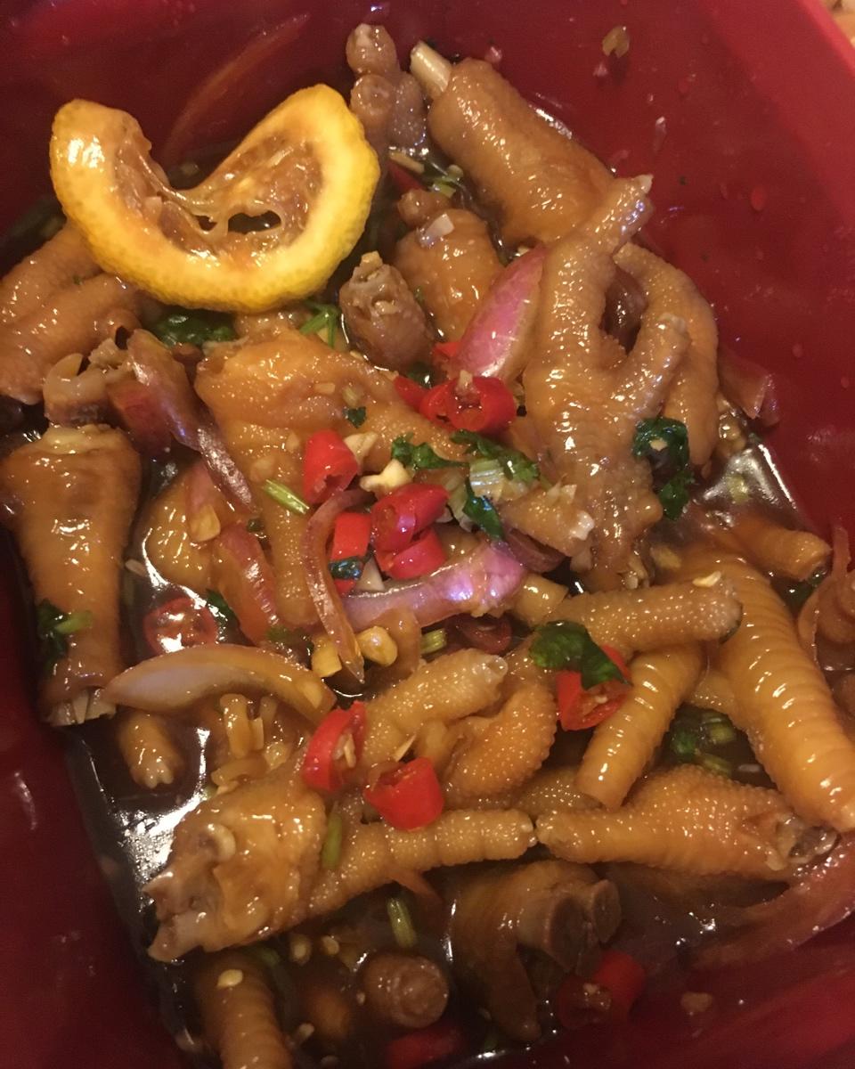 停不下来的秘制凉拌鸡爪