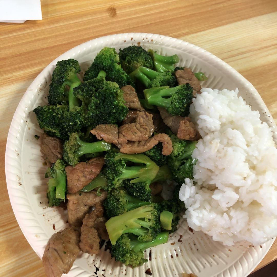 西兰花炒肉片