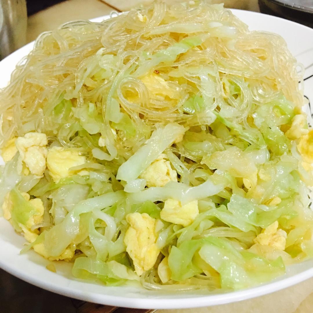 包菜粉丝炒鸡蛋