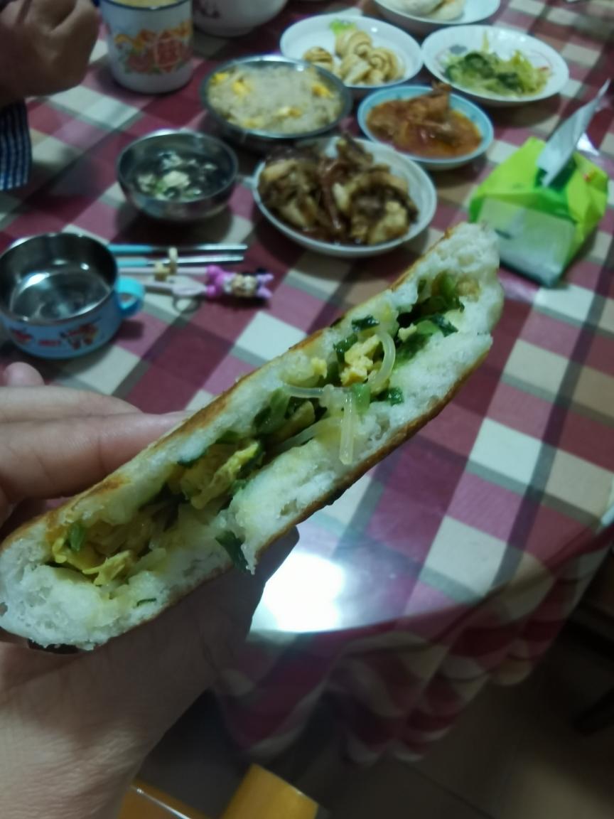 韭菜鸡蛋水烙饼（发面盒子）的做法 步骤15