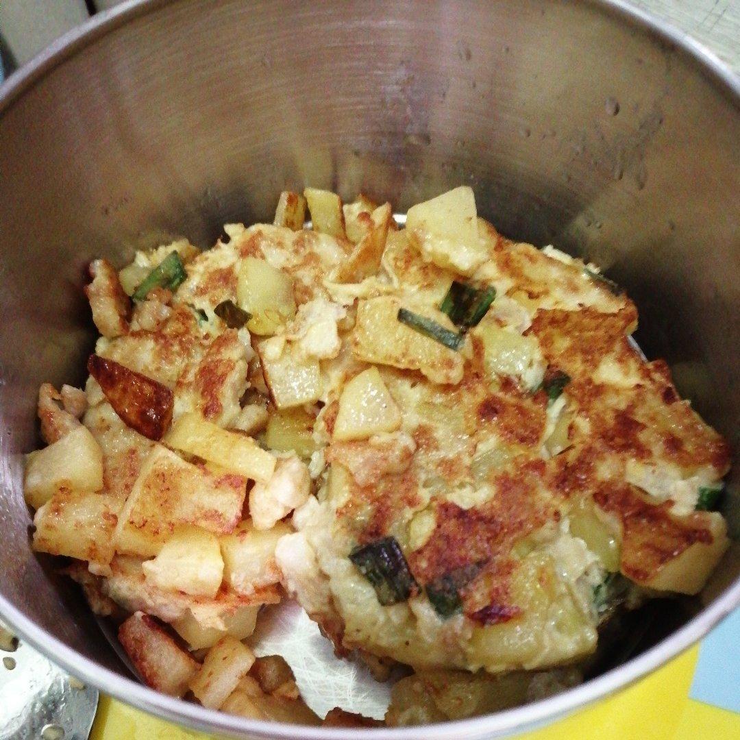 土豆配肉末，实在是香~早餐饼又出新款啦！——香煎土豆饼