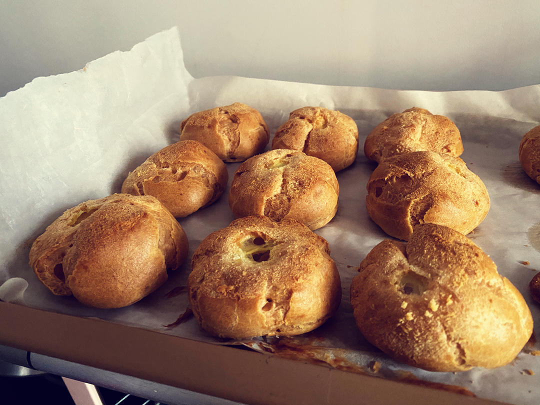 简单易成功的奶油小泡芙做法