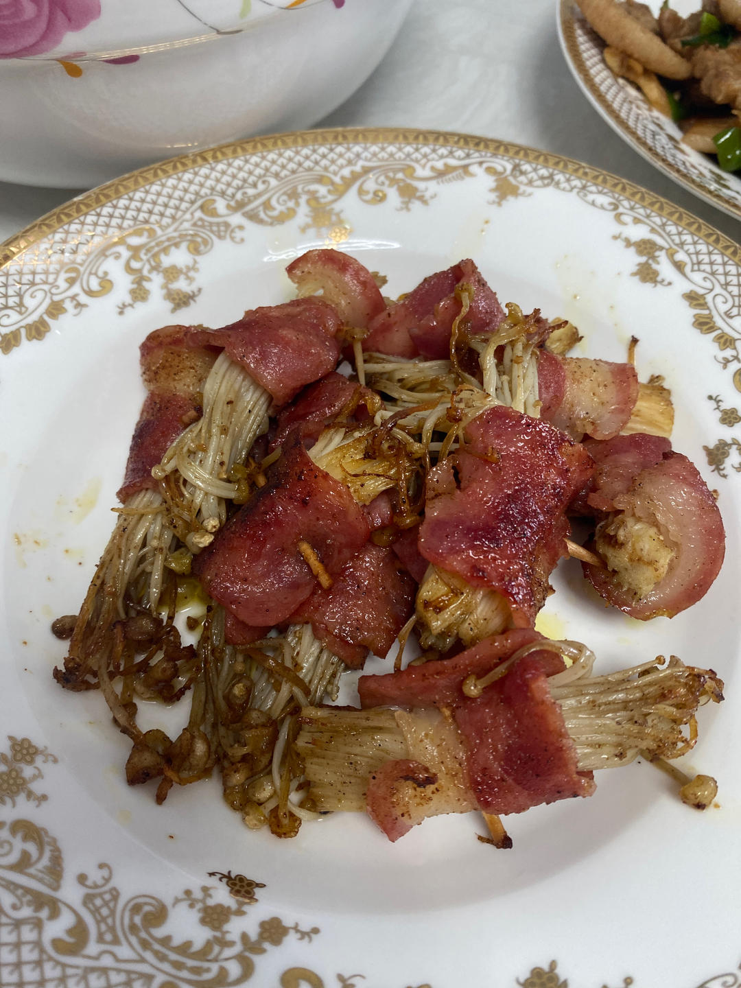快手十分钟【金针菇培根卷】