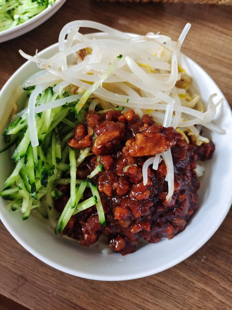 炸酱面