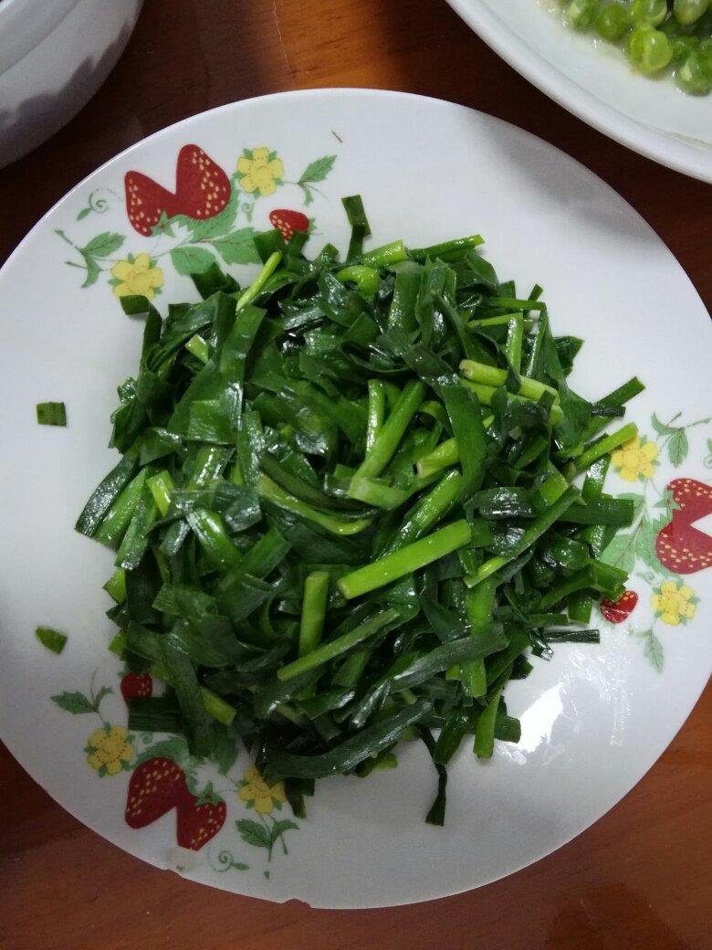 宥熙妈咪做的素炒韭菜