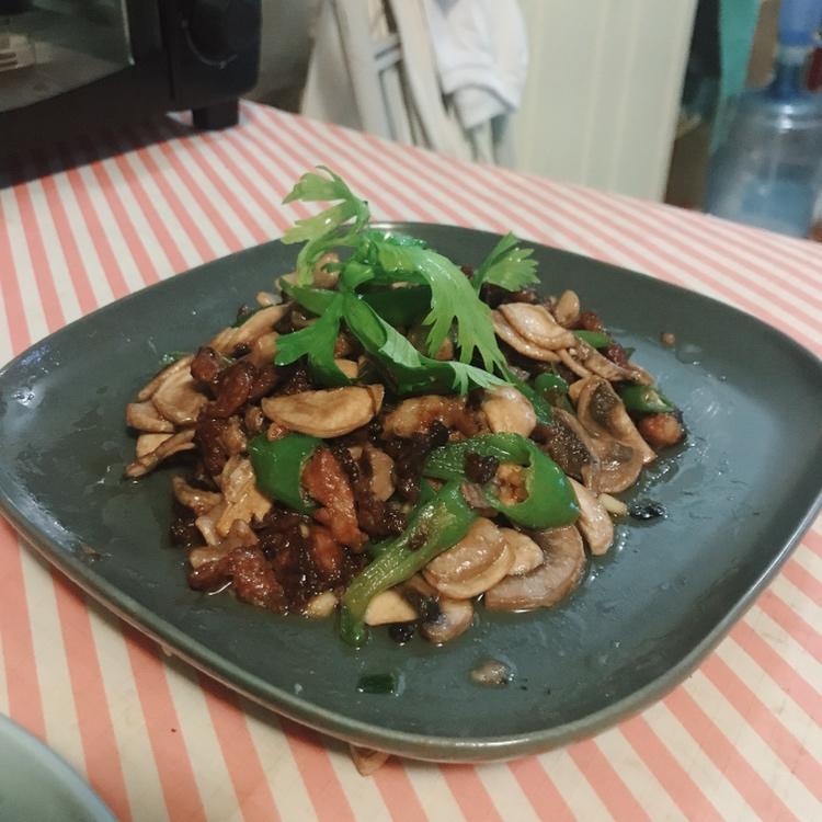 口菇炒肉