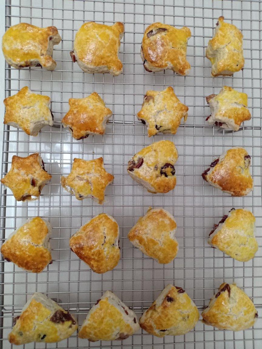 酒渍蔓越莓司康