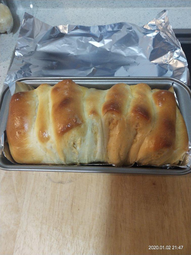 手撕千层肉松面包