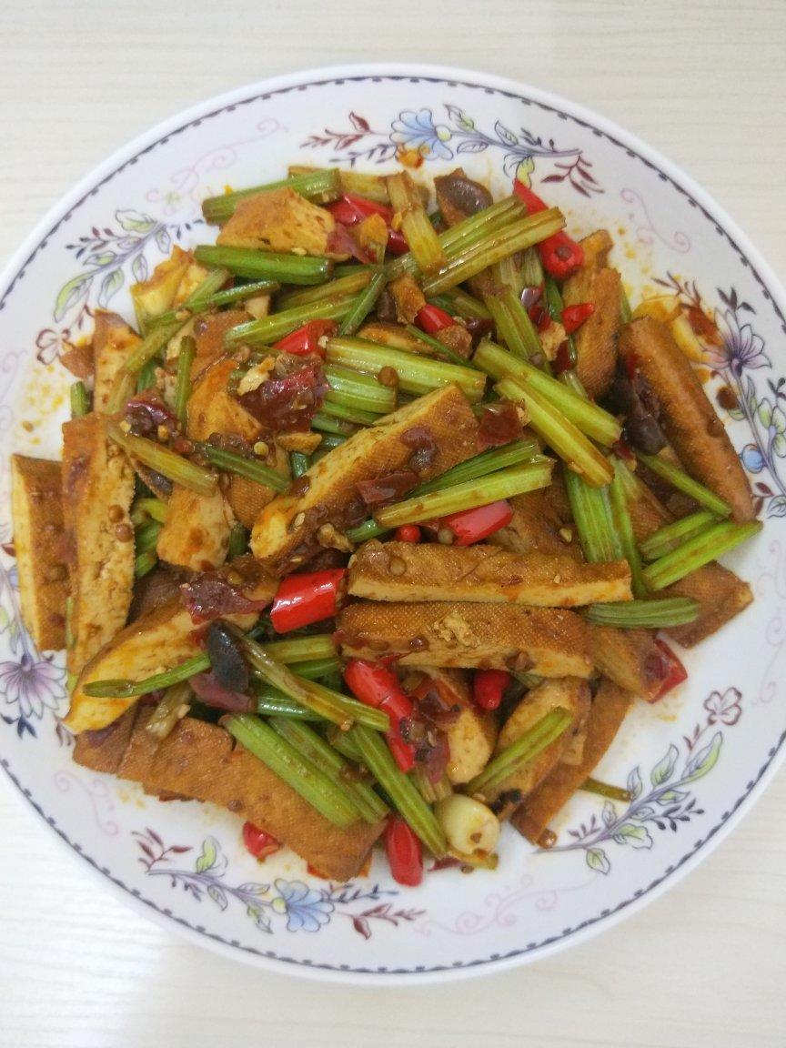 西芹炒香干#下饭菜