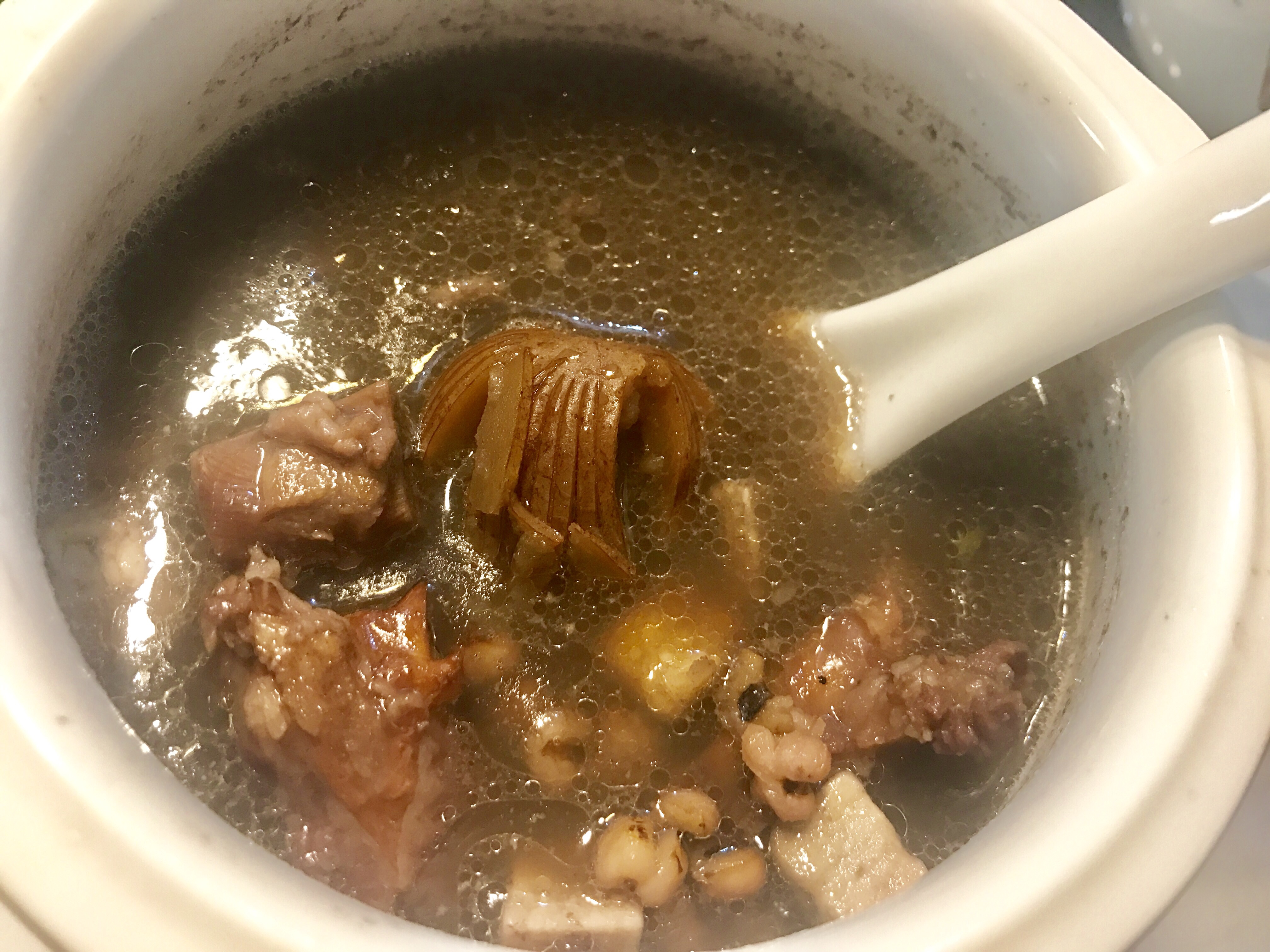 赤小豆薏米茯苓猪骨汤（去湿减肥）的做法 步骤5