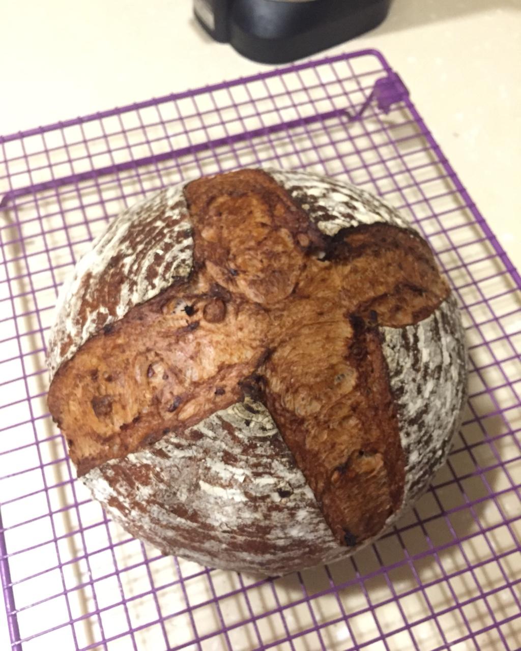 全麦酒渍葡萄干欧包