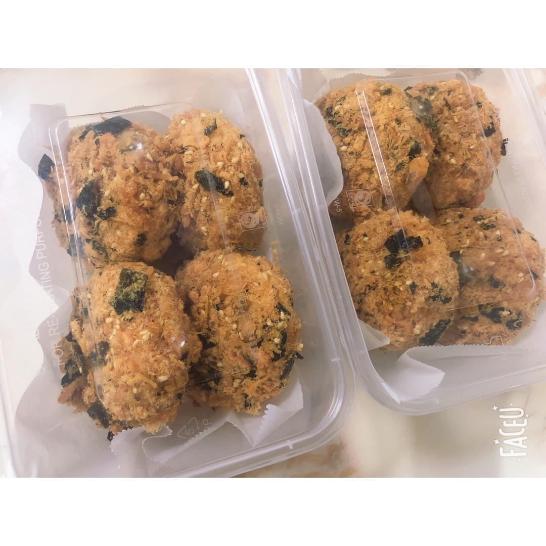 不塌陷不开裂的戚风(杯子、6寸）蛋糕