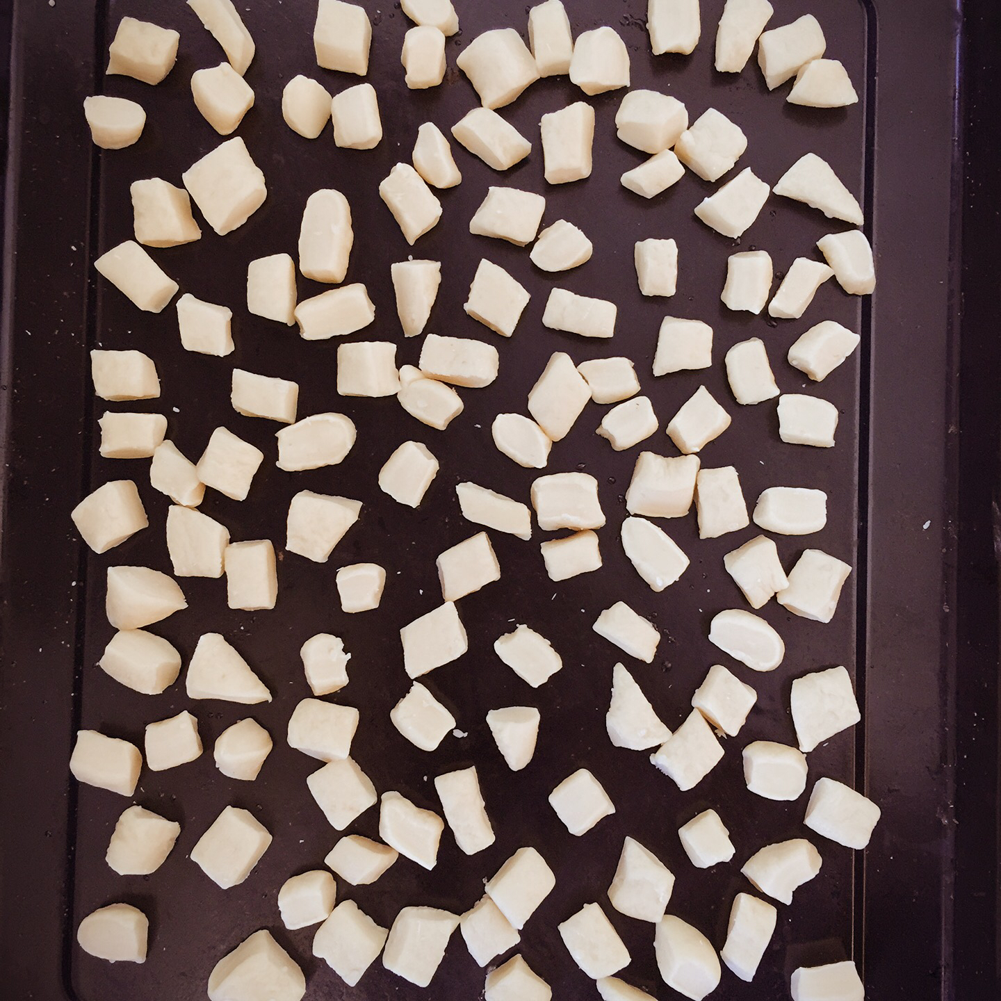小石头饼干。