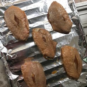 蜜汁烤鸡翅烤猪扒的做法 步骤2