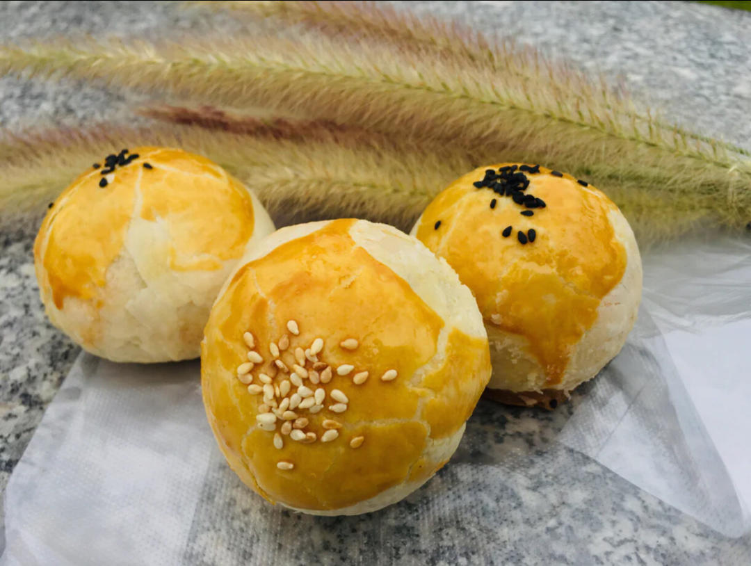 ㊙️网红麻薯肉松蛋黄酥🔥，好吃到爆‼️