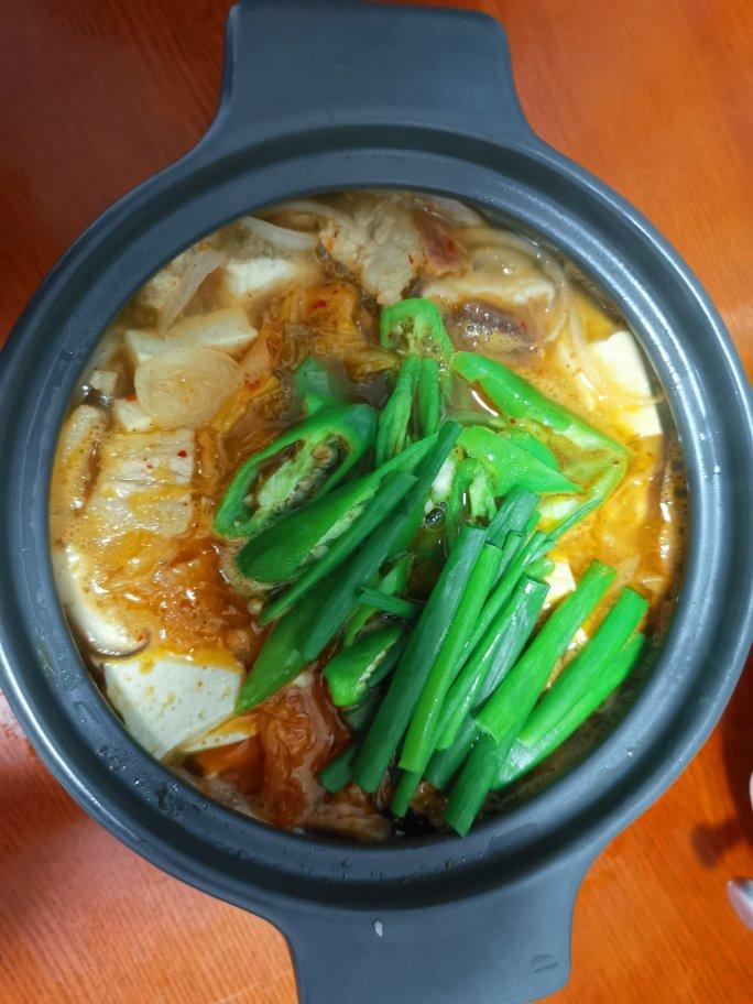 韩国泡菜豆腐汤