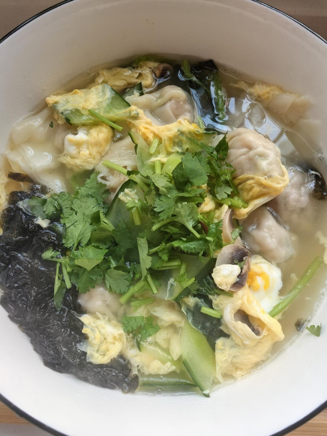鲜肉馄饨