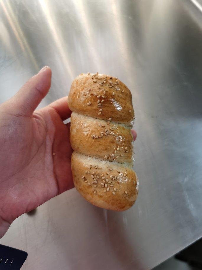 肉松肠仔包